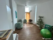 Vila P+2E, 6 camere, 3 bai, garaj dublu, zona Lipovei