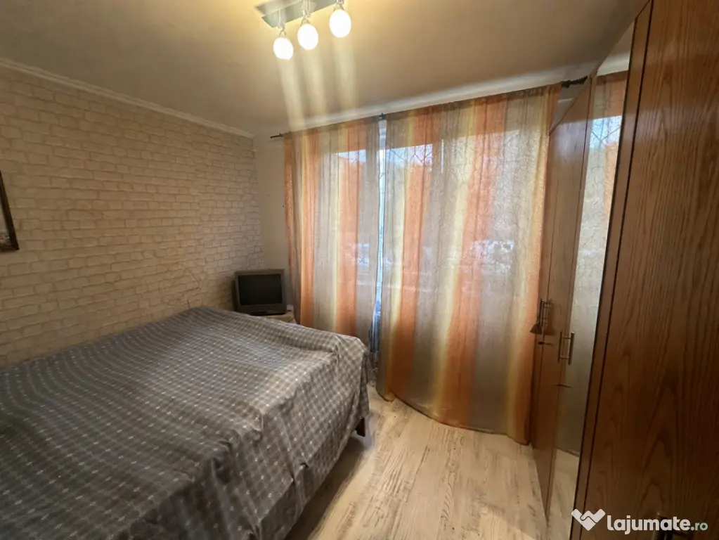 Apartament 3 camere, 54.26 mp, zona Bd. Nicolae Titulescu - Craiova (Dolj)