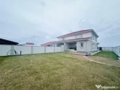Duplex zona foarte buna- 4 camere si 3 bai - Mosnita Noua