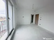 Duplex zona foarte buna- 4 camere si 3 bai - Mosnita Noua