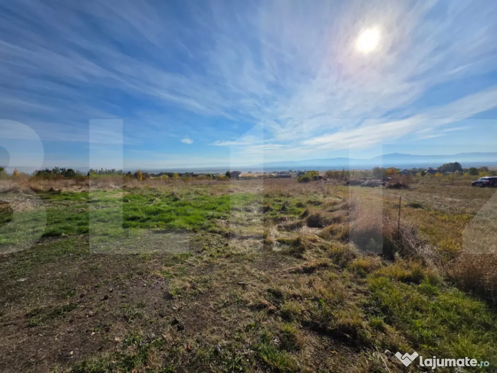 Teren intravilan cu vedere panoramica, in zona Salomer - Sancraiu (Covasna)