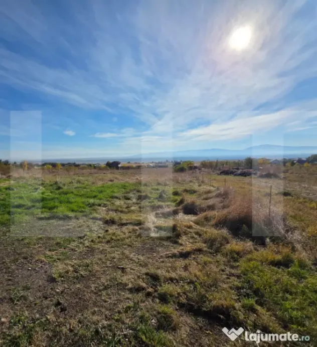 Teren intravilan cu vedere panoramica, in zona Salomer - Sancraiu (Covasna)