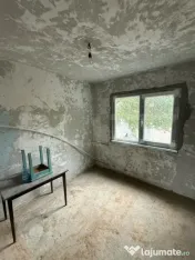 Apartament 3 camere , semidecomandat ,50 m2, zona Micro 40 