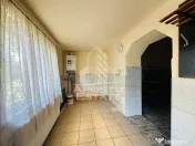 Casa de vanzare in Santana teren generos