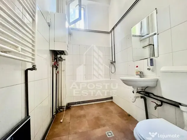 Spatiu comercial, zona Confectii - Arad (Arad)