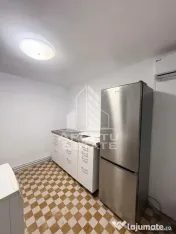 Apartament 3 camere de inchiriat,la casa cu curte,Mehala