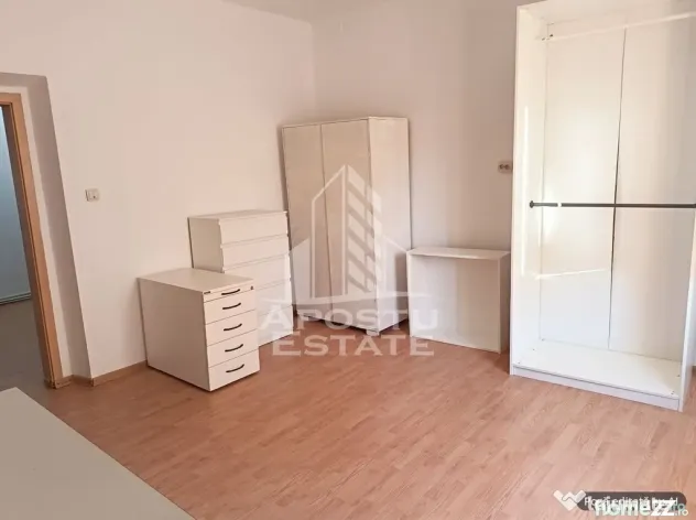Apartament 3 camere de inchiriat,la casa cu curte,Mehala - Timisoara (Timis)
