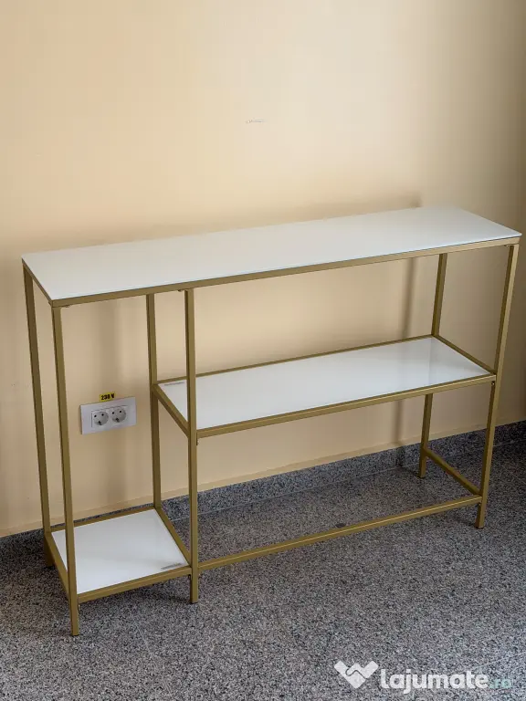 Scaune si Mobilier