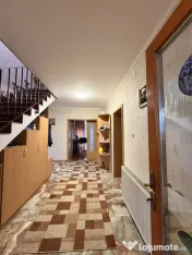 Casa individuala 300 mp, utili, 1100 mp gradina - Sag 