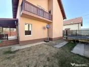 Casa individuala, 3 camere, 250 mp teren - Dumbravita 