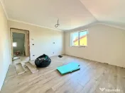 Duplex modern, 4 camere, 93 mp utili, 235 mp teren - Sanandr 