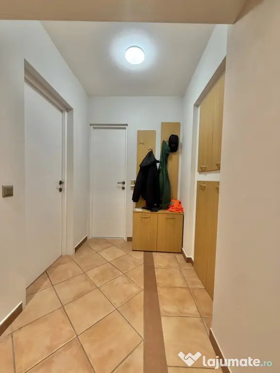 Apartament 3 camere, renovat, lift, 2 bai, zona Tipografilor - Timisoara (Timis)