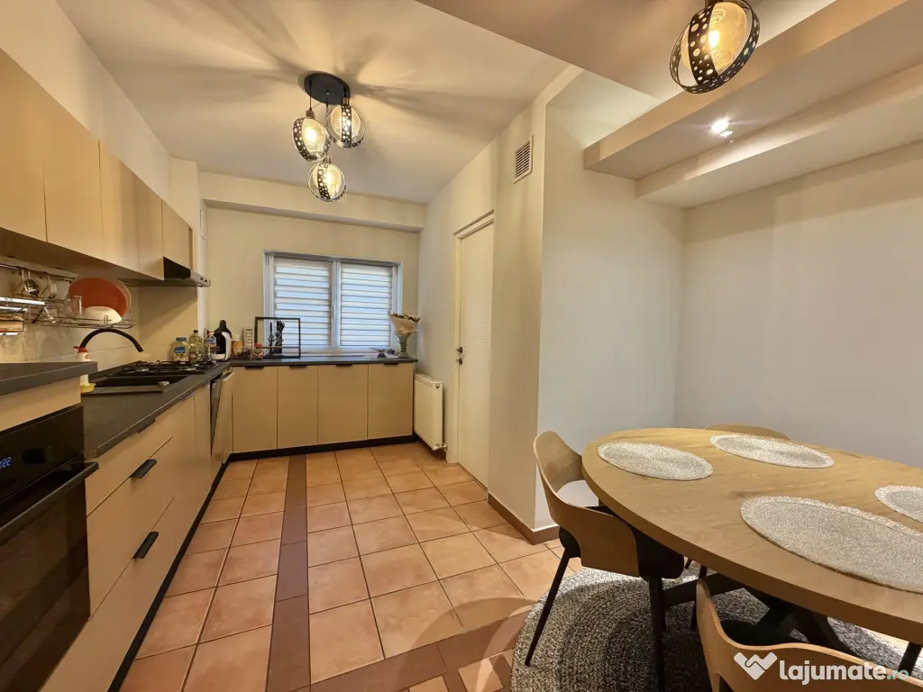 Apartament 3 camere, renovat, lift, 2 bai, zona Tipografilor - Timisoara (Timis)
