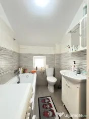 Apartament 3 camere, Semidecomandat, 57 mp utili, etaj 2 - D 