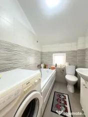 Apartament 3 camere, Semidecomandat, 57 mp utili, etaj 2 - D 