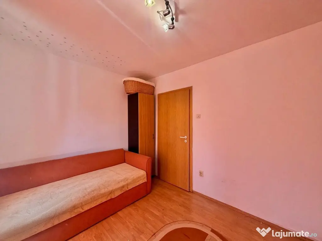 Apartament 2 camere, etaj 3, semidecomandat, zona Dambovita- - Timisoara (Timis)