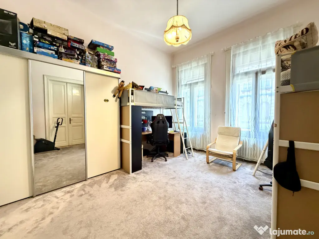 Casa cu 4 camere, 136 mp utili, curte comuna - Zona Centrala - Timisoara (Timis)
