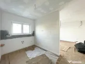 Duplex cu 5 camere separat prin camera tehnica - Mosnita Nou 