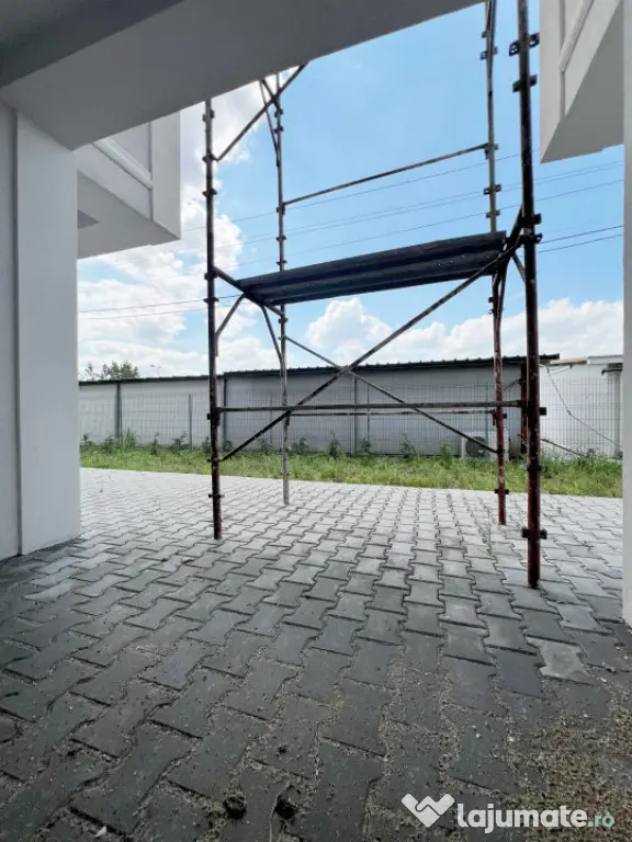 Casa insiruita, 4 camere, 87mp, 24mp terasa, toate utilitati - Giroc (Timis)