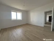 Apartament 3 camere | Curte 103 mp | 2 locuri de parcare | C
