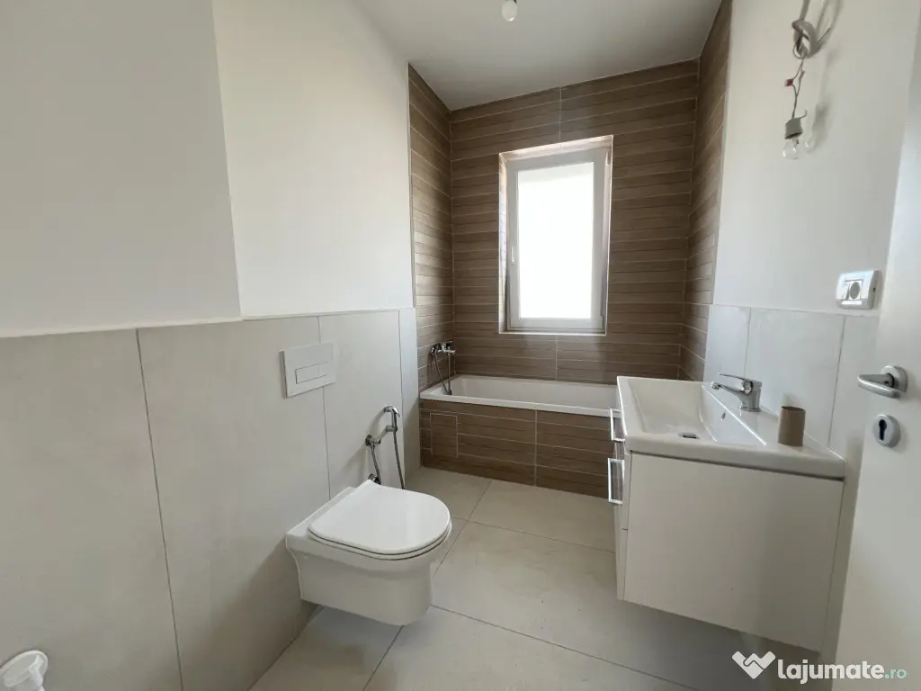 Apartament 3 camere | Curte 103 mp | 2 locuri de parcare | C - Giroc (Timis)