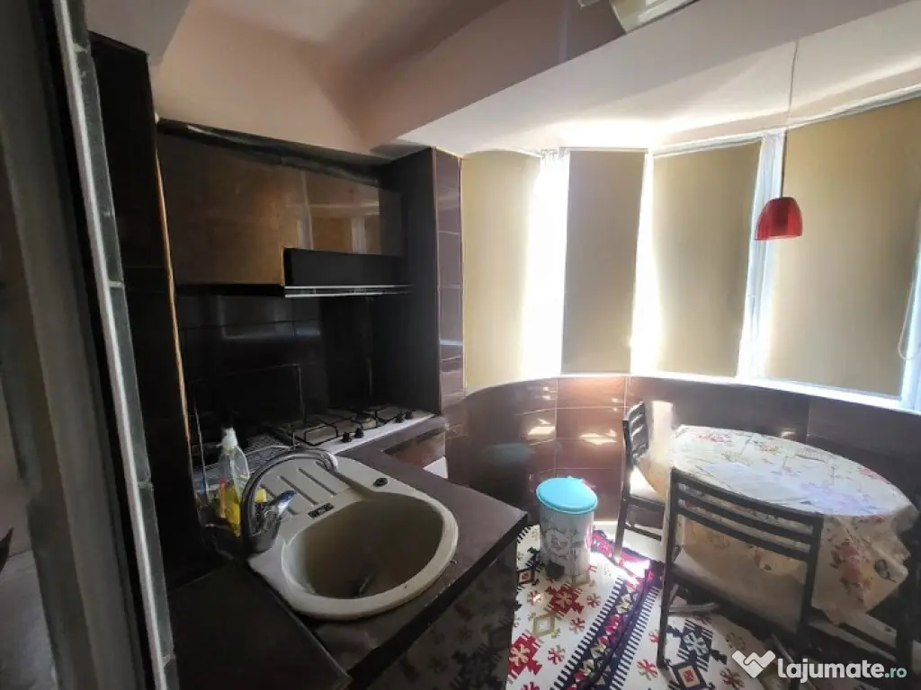 Apartament 2 camere - 70mp, Bulevardul Independentei, etaj 3 - Braila (Braila)