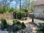 Casă cu istorie din 1914, renovată, curte amenajată deose 