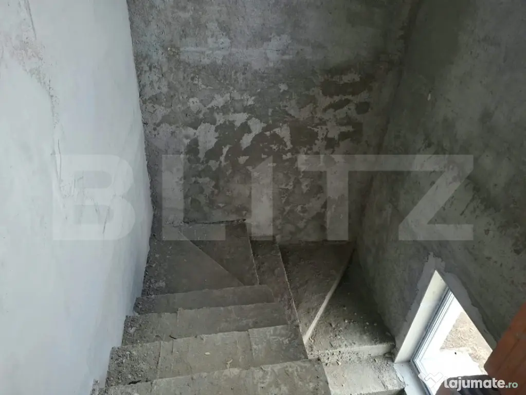 Casa P+M, zona Bariera Valcii, 160mp utili, 350 mp teren - Craiova (Dolj)