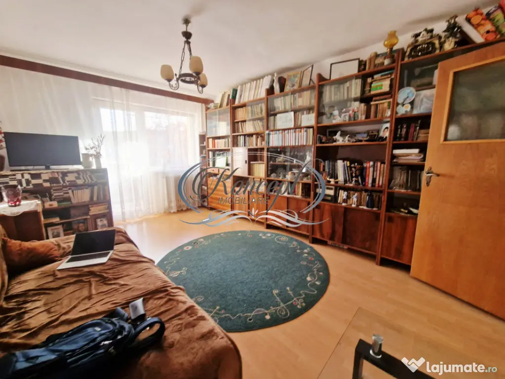 Apartament cu 3 camere pe strada Parang, cartier Manastur - Cluj-Napoca (Cluj)