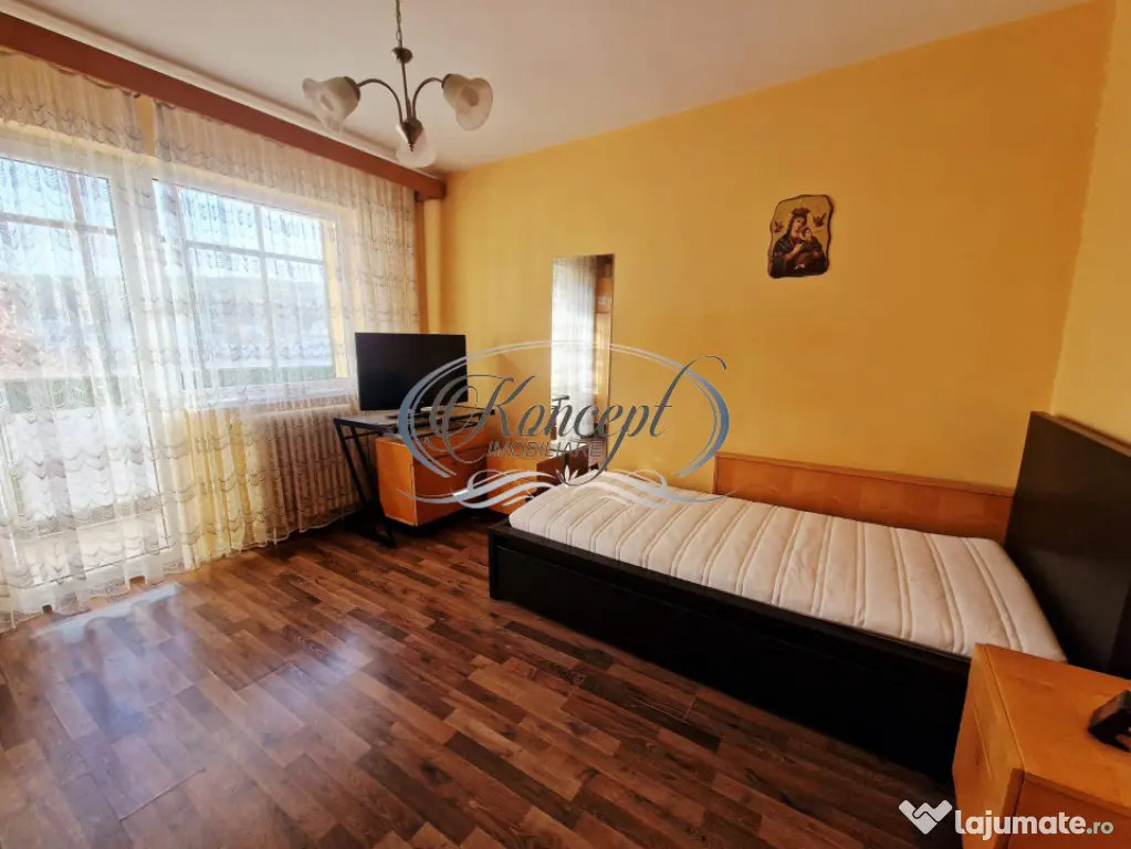 Apartament cu 3 camere pe strada Parang, cartier Manastur - Cluj-Napoca (Cluj)