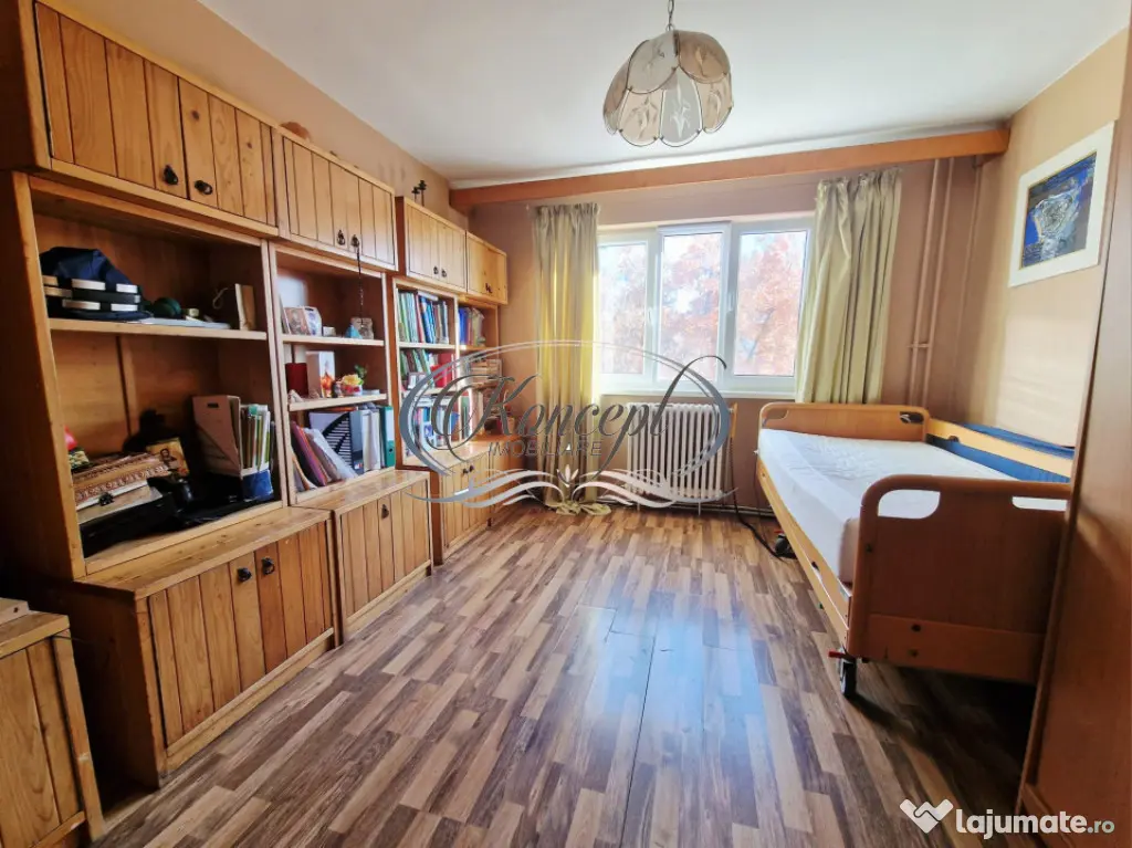 Apartament cu 3 camere pe strada Parang, cartier Manastur - Cluj-Napoca (Cluj)