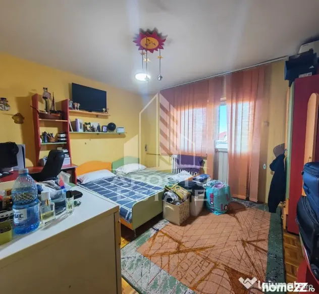 Apartament cu 4 camere, 2 bai, de vanzare, zona Soarelui - Timisoara (Timis)