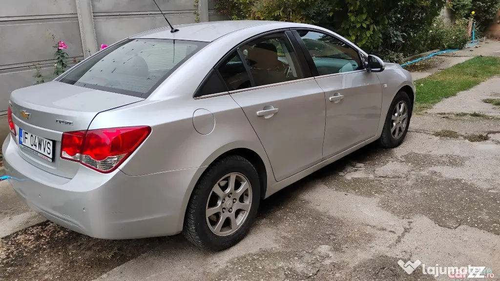 Chevrolet cruze 2.0 diesel 2012 - Tunari (Bucuresti-Ilfov)