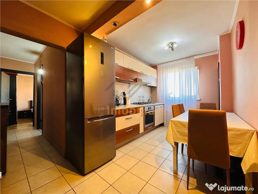 APARTAMENT 3 CAMERE | ETAJ 7/8 | ZONA ROGERIUS | STRADA STEF - Oradea (Bihor)