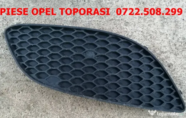 grile din bara Opel Zafira B facelift 200 lei setul