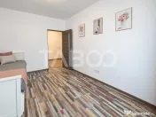 Apartament 3 camere de vanzare etaj 1 balcon 2 parcari Arhit 