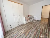 Apartament 3 camere de vanzare etaj 1 balcon 2 parcari Arhit 
