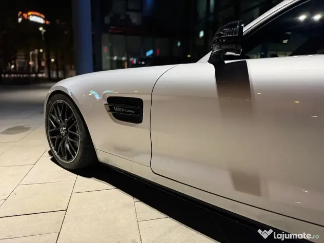 Mercedes-AMG GT Roadster 2019 V8 biturbo 476 CP cabrio