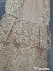 Rochie elegantă dantelă aurie 
