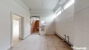 Spațiu comercial de vânzare în Brașov Tractorul, 83 mp suprafață utilă 