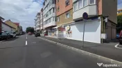 Spațiu comercial de vânzare în Brașov Tractorul, 83 mp suprafață utilă