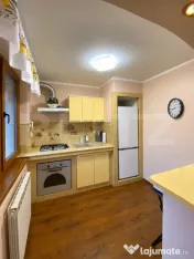 Apartament cu 2 camere, semidecomandat, în zona centrală ? 