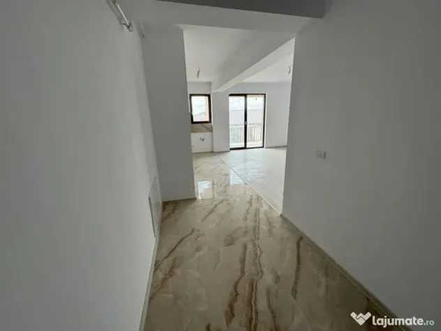 2 Camere | Langa ESO | Bloc Nou | Cu Lift | Loc de parcare - Giroc (Timis)