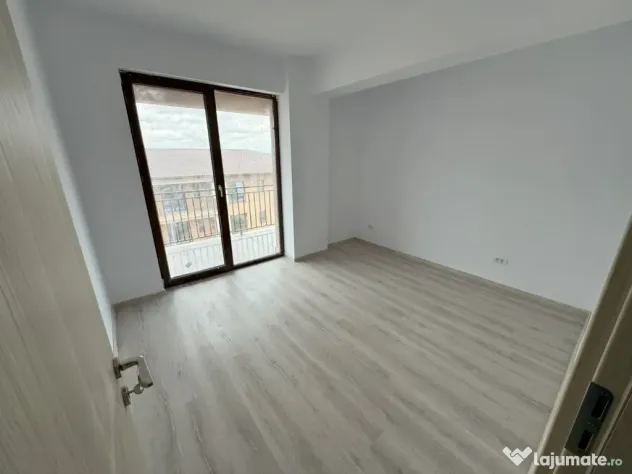 2 Camere | Langa ESO | Bloc Nou | Cu Lift | Loc de parcare - Giroc (Timis)