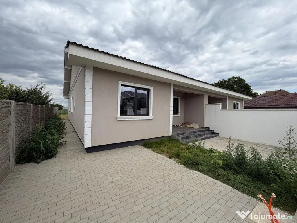 Duplex | 110 mp utili | Asfalt | Toate utilitatile | Finisaj - Beregsau Mare (Timis)
