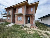 Duplex despartit cam tehnica | 5 camere | Toate utilitatile 