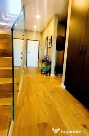 Apartament superb de 3 camere tip Penthouse 240mp zona Dacia, Eminescu 