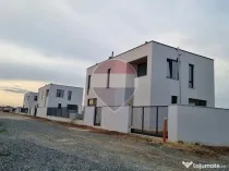 Casă / Vilă de vanzare BARNDUSELOR BRANESTI