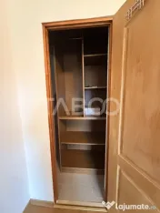 Apartament 2 camere cu balcon si priveliste spre munti in Se 