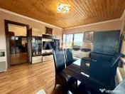 Apartament 2 camere cu balcon si priveliste spre munti in Se 